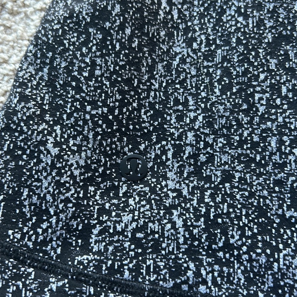 LULU LEMON Women's Define Jacket with Hidden Thumb Holes - Picture 7 of 8